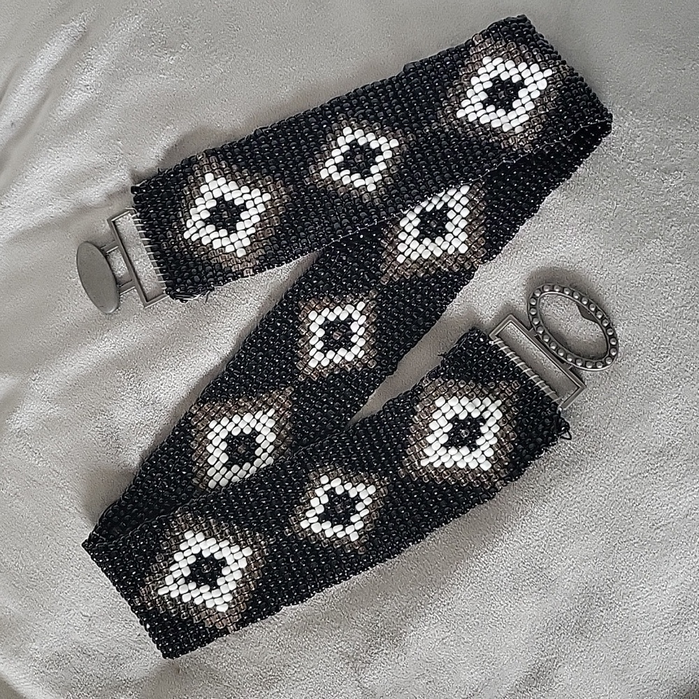 LC Handcrafted Beaded Stretch Belt Bohemian Black White Metal Buckle Southwest